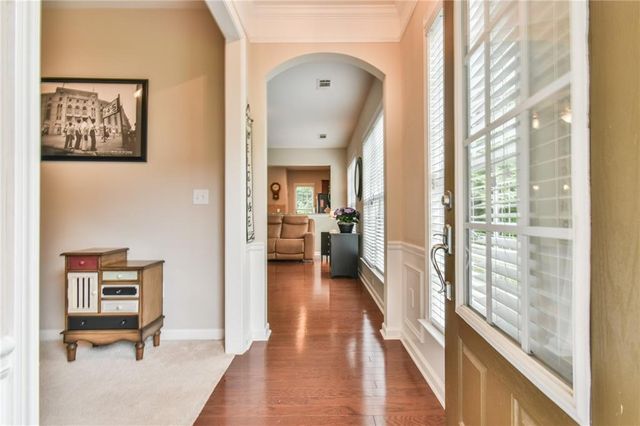 6243 Longleaf Drive, Hoschton, GA 30548