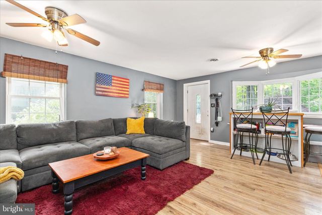 156 GERONIMO TRL, Winchester, VA 22602