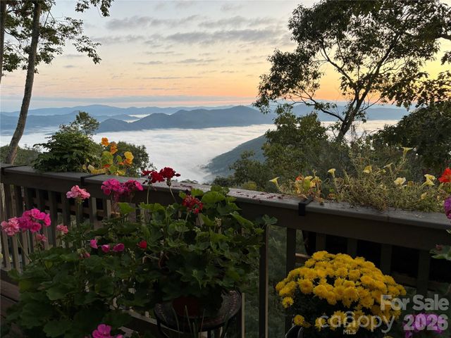 133 Club House Drive 4B, Burnsville, NC 28714