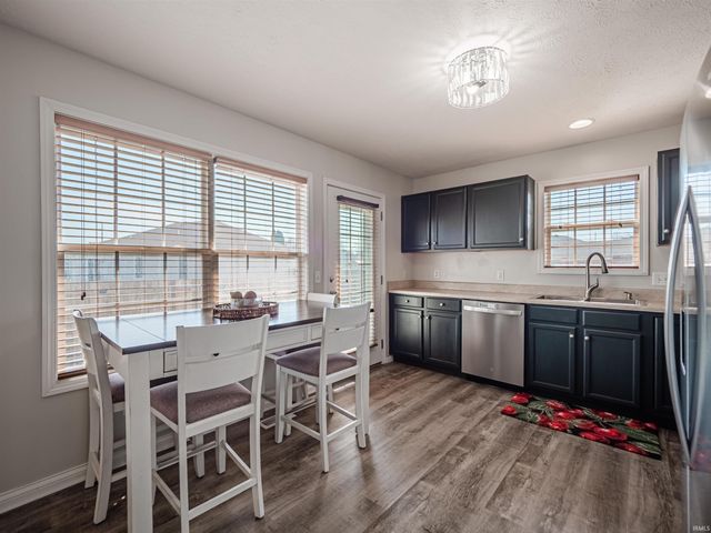 4717 Erinwood Court, Evansville, IN 47725