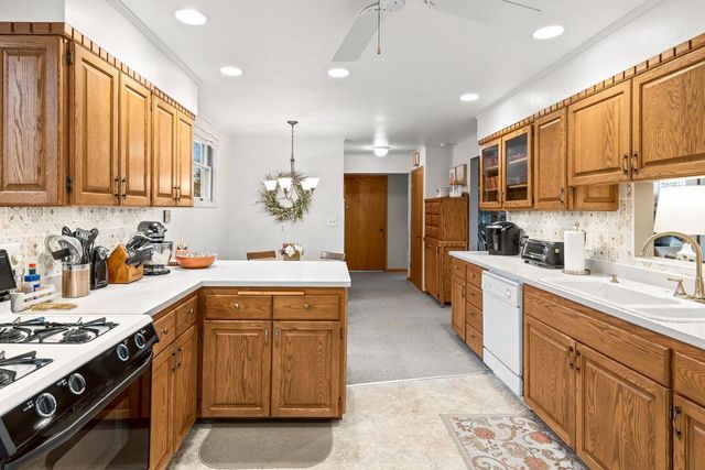 N4902 Peacock Lane, Green Lake, WI 54941