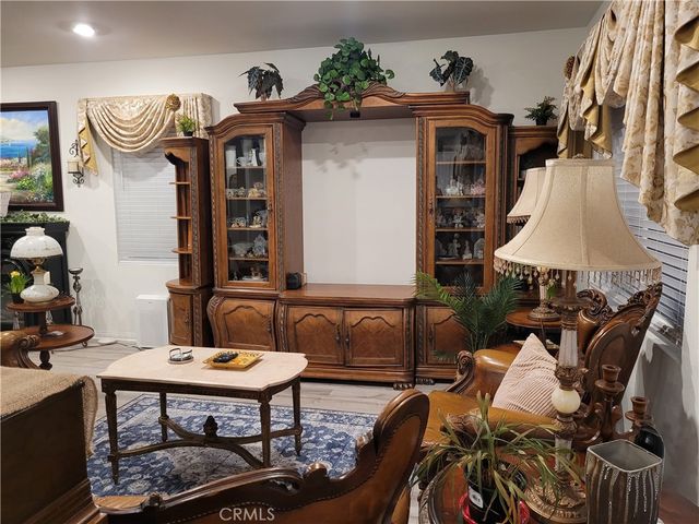 7561 Baerss Road, Riverside, CA 92507