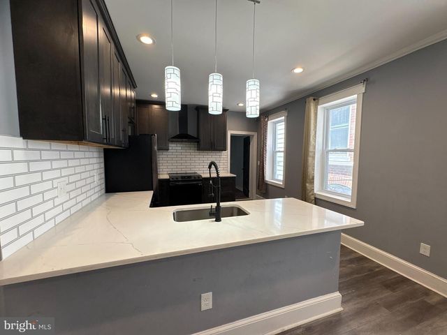 607 N BROOM ST, Wilmington, DE 19805