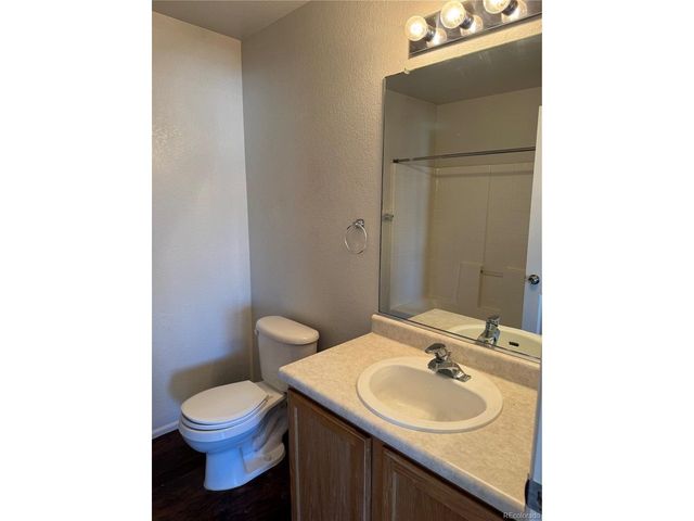 21480 E 42nd Ave, Denver, CO 80249