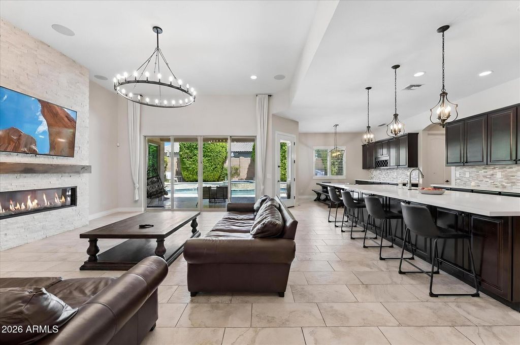 9282 W PATRICK Lane, Peoria, AZ 85383 — photo 3