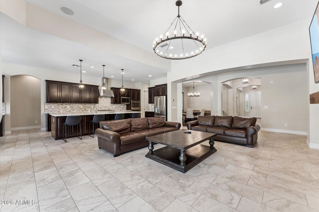 9282 W PATRICK Lane, Peoria, AZ 85383 — photo 4