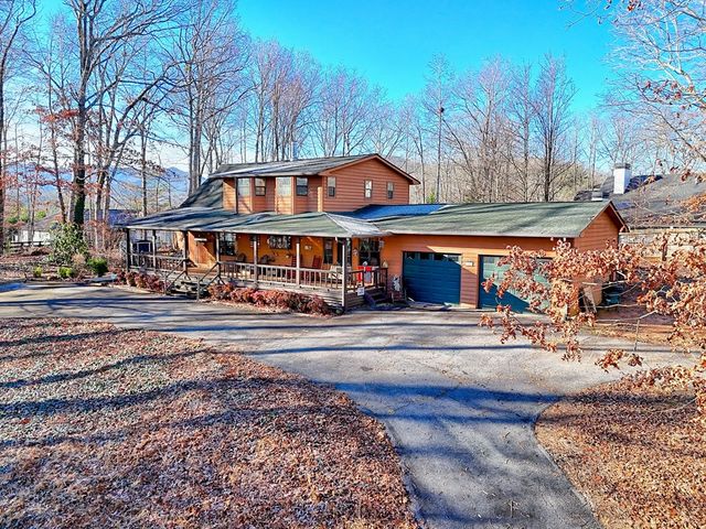 1444 Kelley Way, Hiawassee, GA 30546