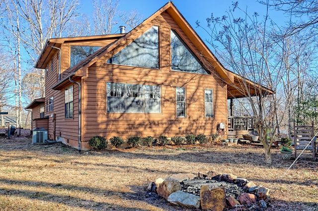 1444 Kelley Way, Hiawassee, GA 30546