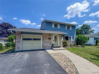 8 Harnden Street, Auburn, NY 13021