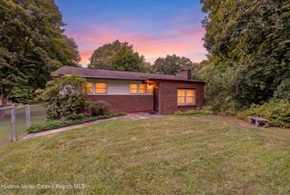 207 Horton Lane, Port Ewen, NY 12466