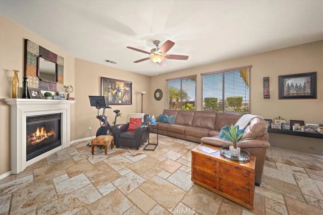 3938 White Ash, San Bernardino, CA 92407