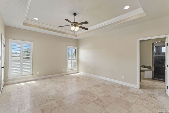 121 ABREGO MOUNT DR, Floresville, TX 78114