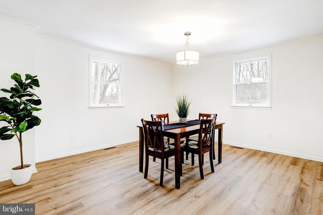 929 NIXON DRIVE, Mechanicsburg, PA 17055