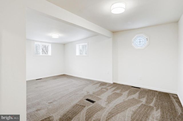 929 NIXON DRIVE, Mechanicsburg, PA 17055