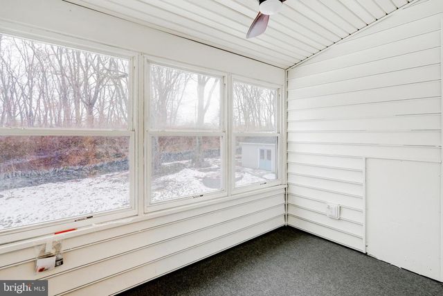 929 NIXON DRIVE, Mechanicsburg, PA 17055