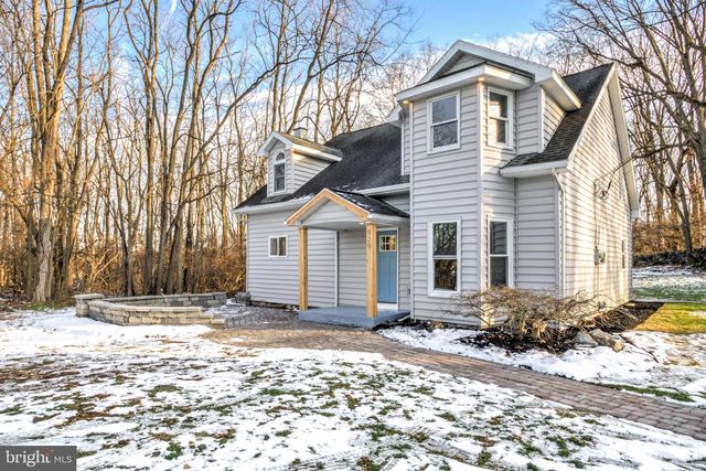 929 NIXON DRIVE, Mechanicsburg, PA 17055