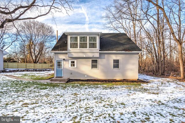 929 NIXON DRIVE, Mechanicsburg, PA 17055