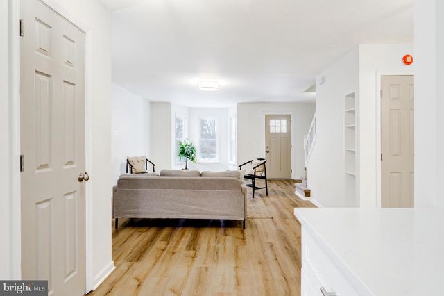 929 NIXON DRIVE, Mechanicsburg, PA 17055