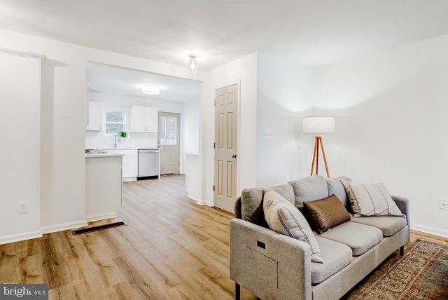 929 NIXON DRIVE, Mechanicsburg, PA 17055