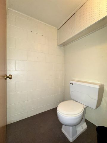 1400 KELLOGG STREET, Green Bay, WI 54303