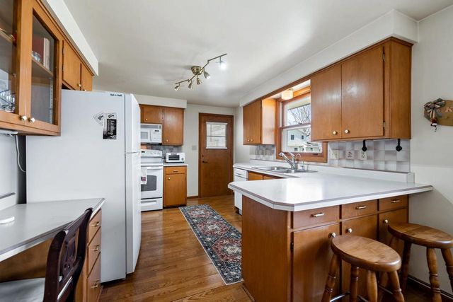 1400 KELLOGG STREET, Green Bay, WI 54303