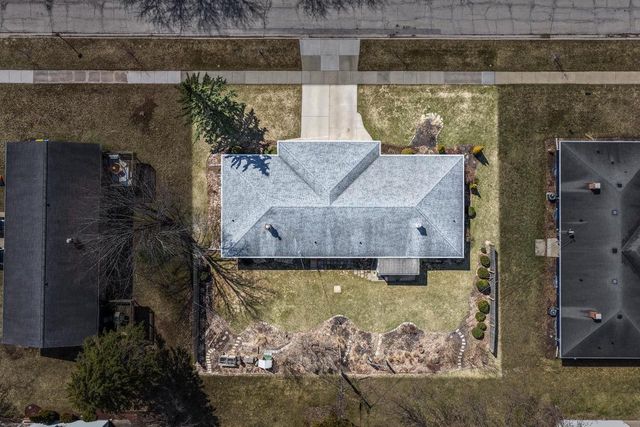 1400 KELLOGG STREET, Green Bay, WI 54303
