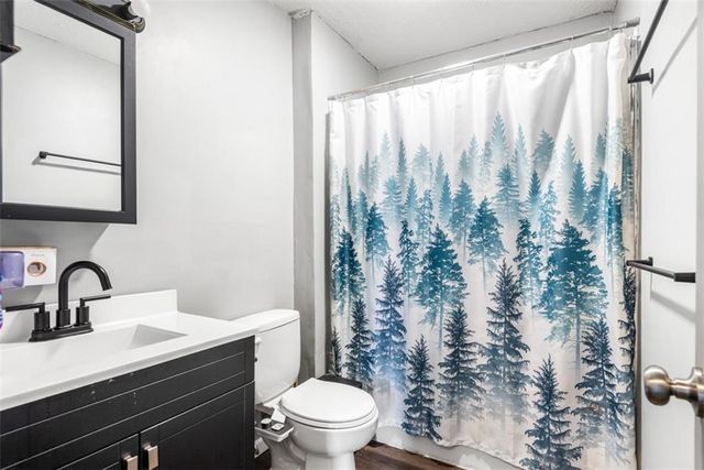 206 Cedarlane Drive, Wellsville, KS 66092