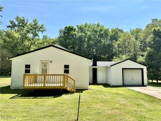 1313 Shavers Street SW, Newton Falls, OH 44444