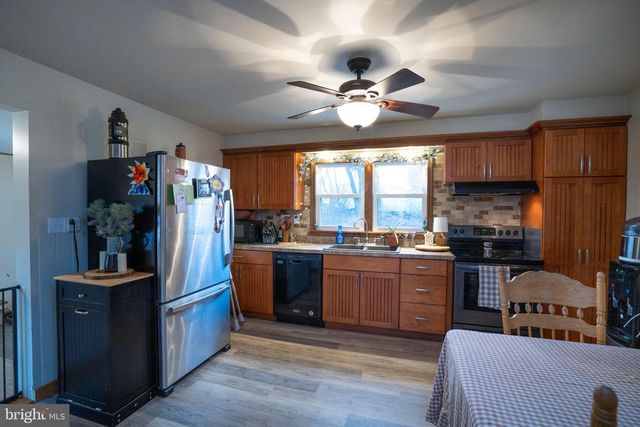 2827 PENNINGTON RD, Warriors Mark, PA 16877