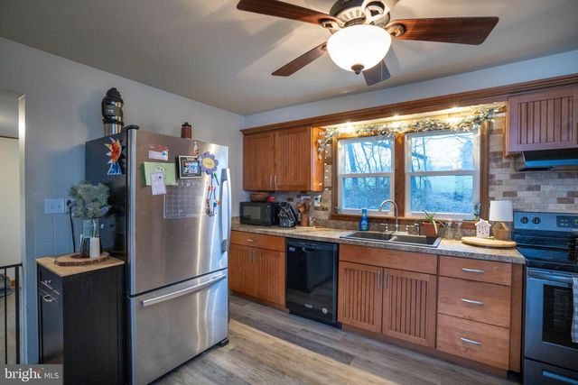 2827 PENNINGTON RD, Warriors Mark, PA 16877