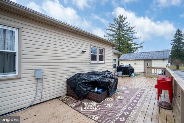 2827 PENNINGTON RD, Warriors Mark, PA 16877