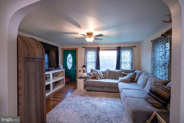 2827 PENNINGTON RD, Warriors Mark, PA 16877