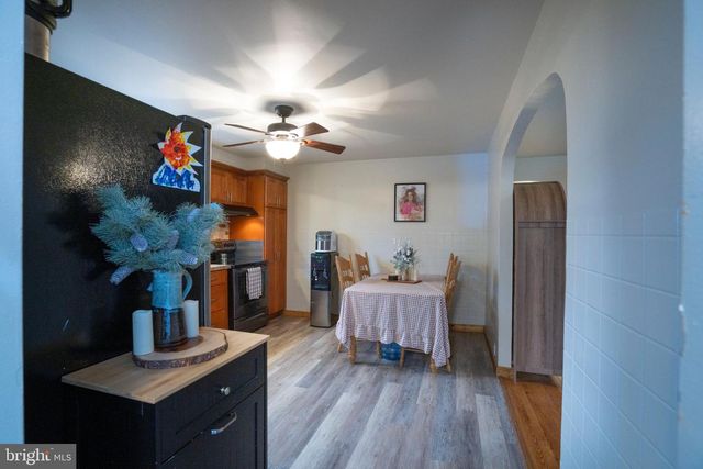 2827 PENNINGTON RD, Warriors Mark, PA 16877