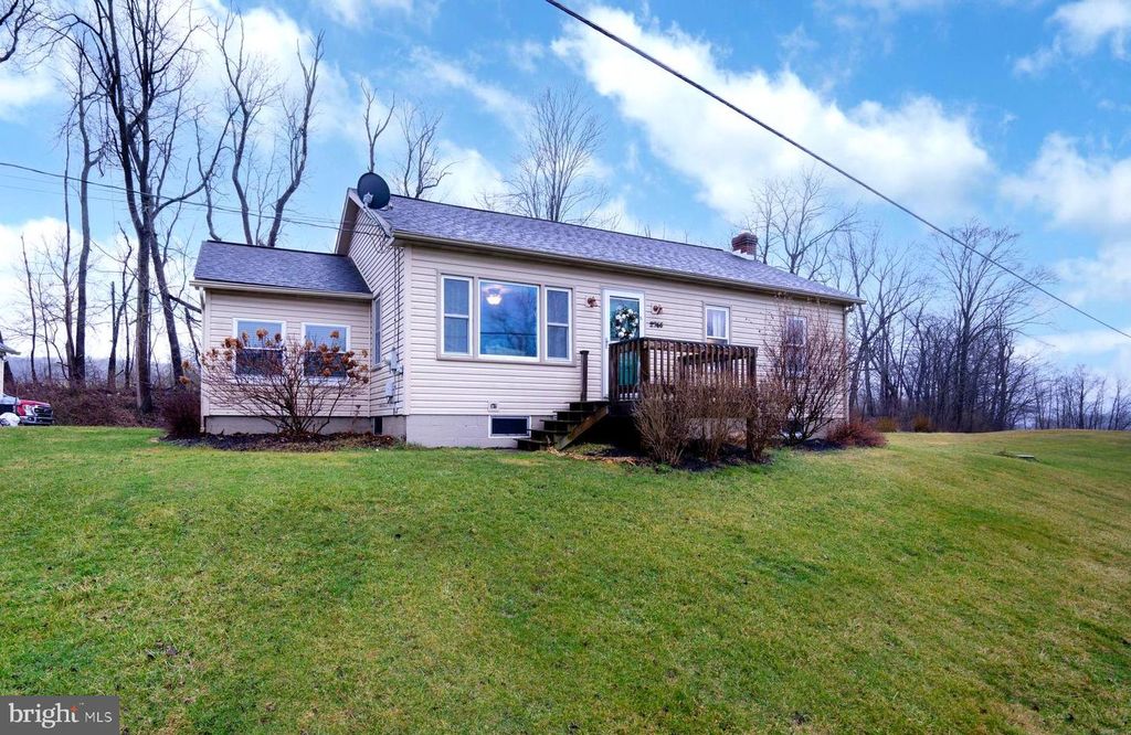 2827 PENNINGTON RD, Warriors Mark, PA 16877
