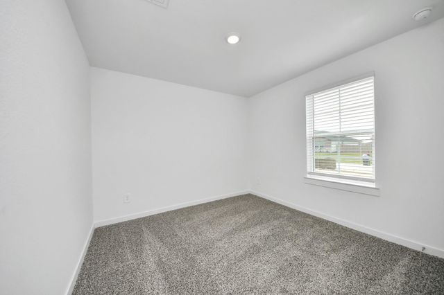 9035 Rose Water Trail, Iowa Colony, TX 77583
