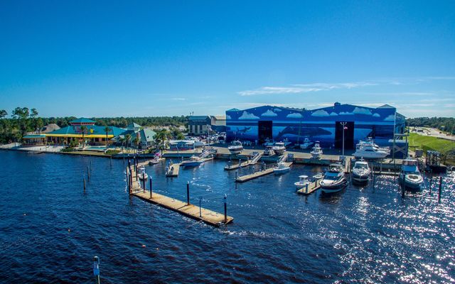 4567 Landfall Court, Destin, FL 32541