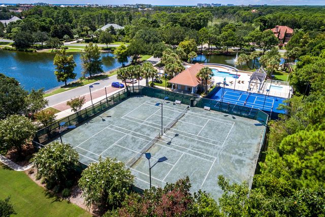 4567 Landfall Court, Destin, FL 32541