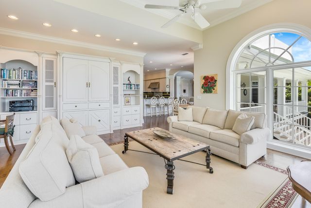 4567 Landfall Court, Destin, FL 32541