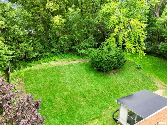 1208 TIMBER Lane, Pekin, IL 61554