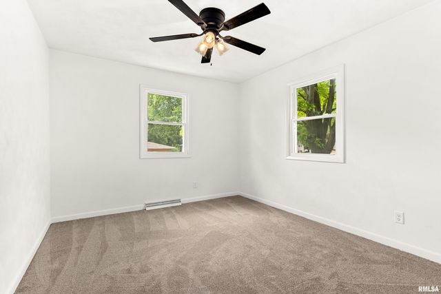 1208 TIMBER Lane, Pekin, IL 61554