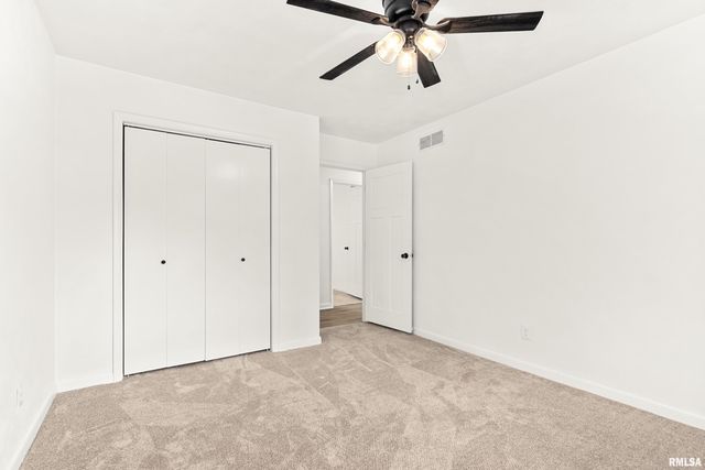 1208 TIMBER Lane, Pekin, IL 61554