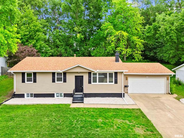 1208 TIMBER Lane, Pekin, IL 61554