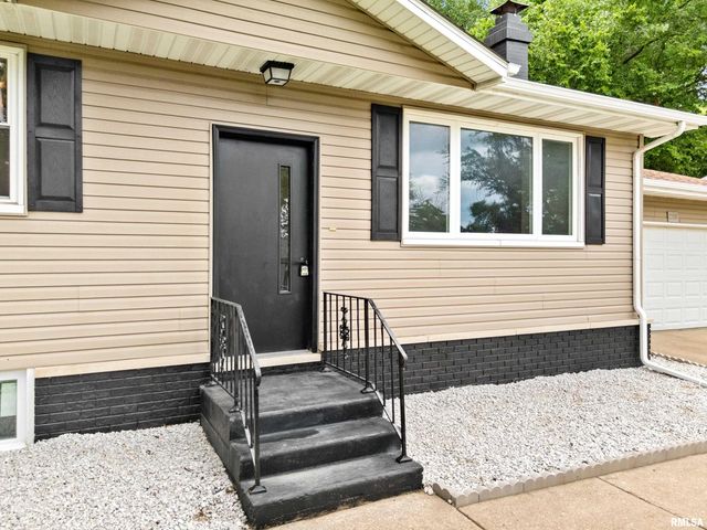 1208 TIMBER Lane, Pekin, IL 61554