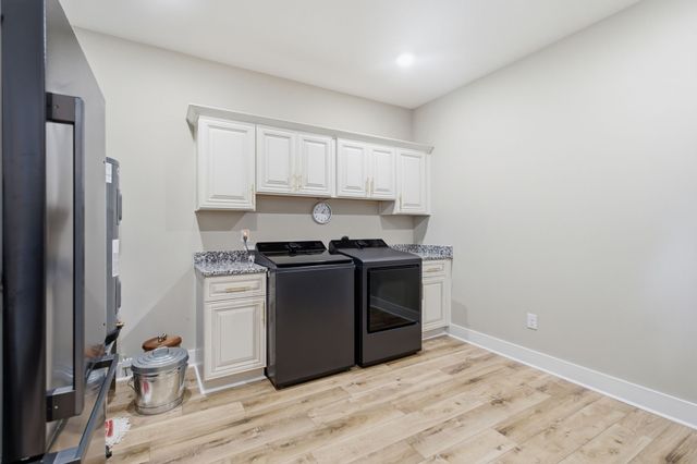 672 Sullivan Bend Rd, Elmwood, TN 38560