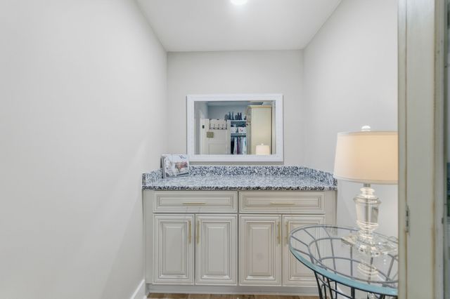 672 Sullivan Bend Rd, Elmwood, TN 38560
