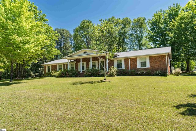 130 Sharcliff Road, Cowpens, SC 29330