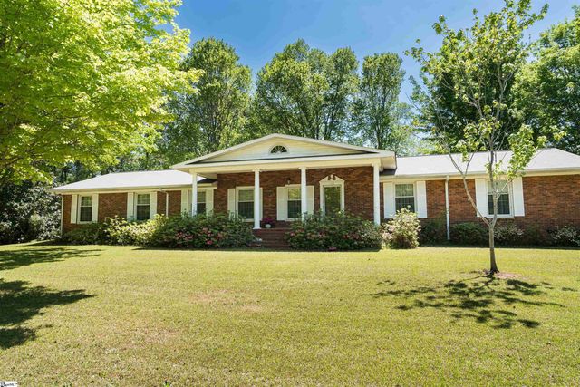 130 Sharcliff Road, Cowpens, SC 29330