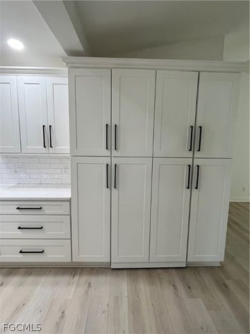 1325 NE 5th PL, Cape Coral, FL 33909