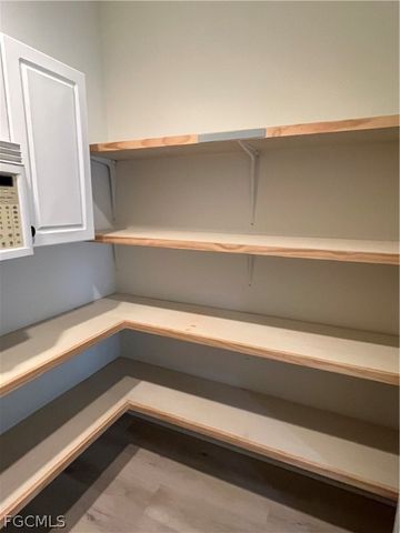 1325 NE 5th PL, Cape Coral, FL 33909