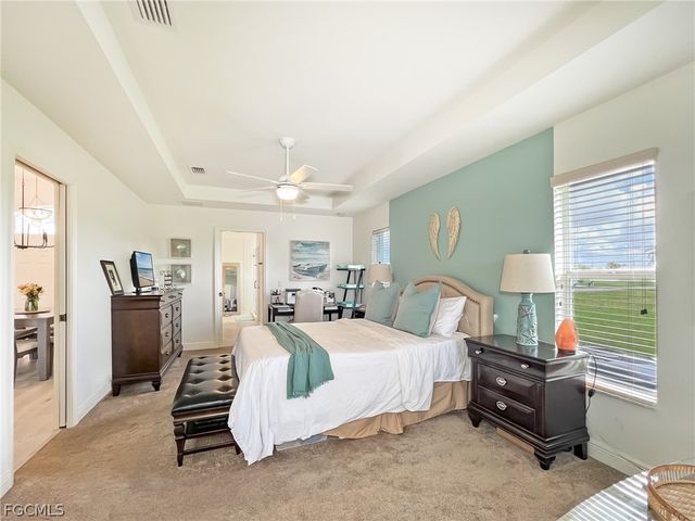 1325 NE 5th PL, Cape Coral, FL 33909